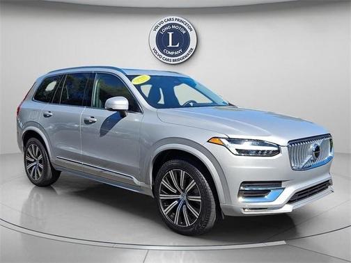 2025 Volvo XC90 B5 Core