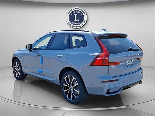 2025 Volvo XC60 B5 Plus
