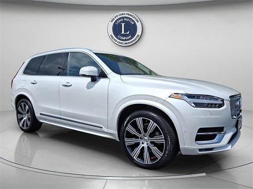 2022 Volvo XC90 T6 Inscription