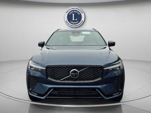 Denim Blue Metallic 2026 Volvo XC60 B5 Plus