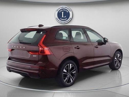 2026 Volvo XC60 B5 Plus