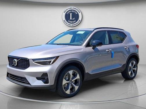 Aurora Blue 2026 Volvo XC40 B5 Plus