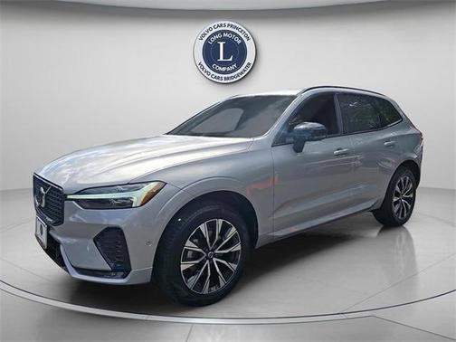 2025 Volvo XC60 B5 Plus