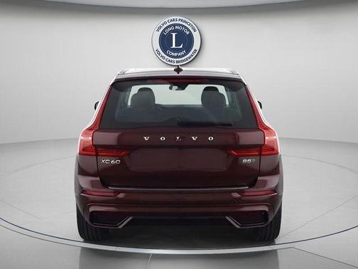 Mulberry 2026 Volvo XC60 B5 Plus