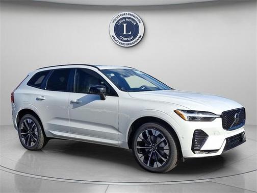 2026 Volvo XC60 B5 Plus