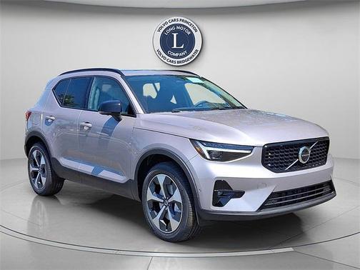 2026 Volvo XC40 B5 Plus