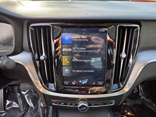 2020 Volvo S60 T5 Momentum