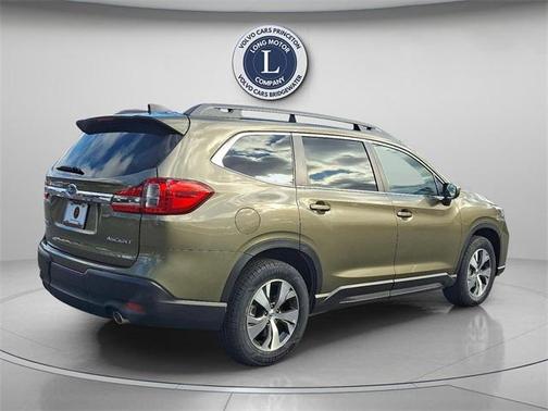2022 Subaru Ascent Premium 8-Passenger