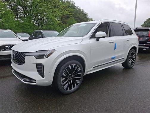 2025 Volvo XC90 B6 Ultra