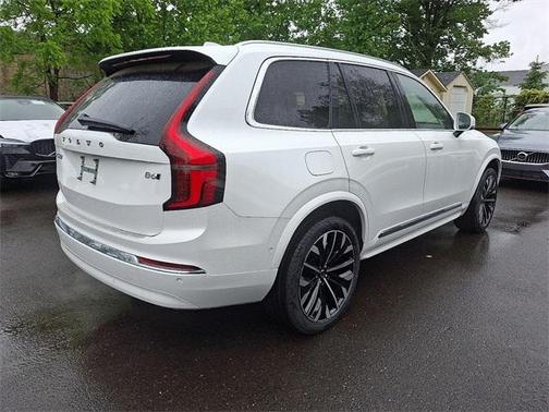 2025 Volvo XC90 B6 Ultra