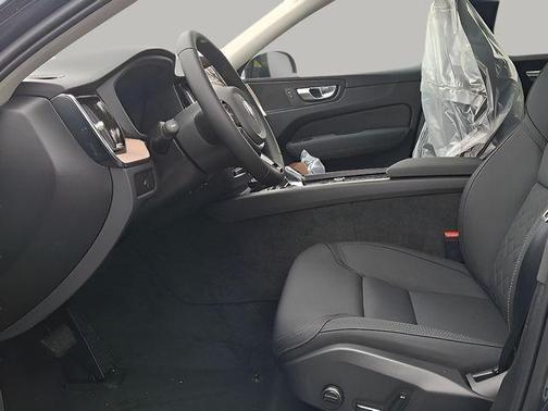 Denim Blue Metallic 2026 Volvo XC60 B5 Core