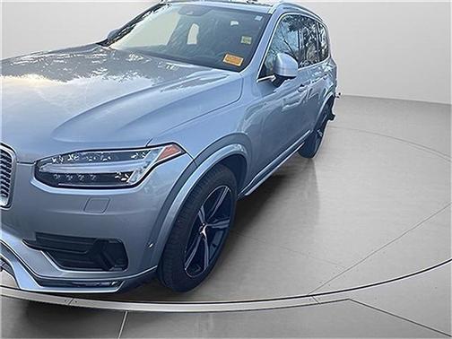 2018 Volvo XC90 T6 R-Design