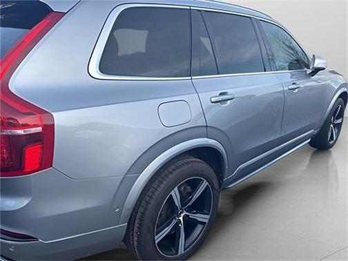 2018 Volvo XC90 T6 R-Design