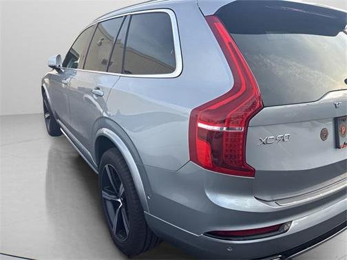 2018 Volvo XC90 T6 R-Design