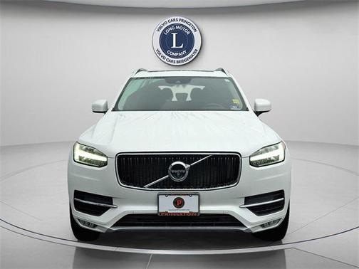 2018 Volvo XC90 T5 Momentum
