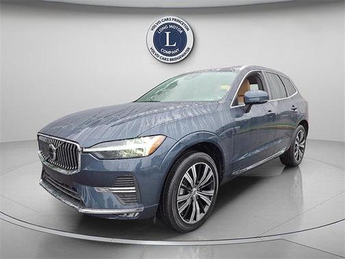 2022 Volvo XC60 B5 Inscription