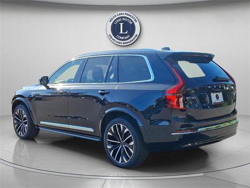 2025 Volvo XC90 B6 Plus 7-Seater
