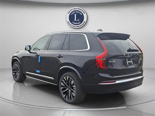 2025 Volvo XC90 B6 Plus 7-Seater