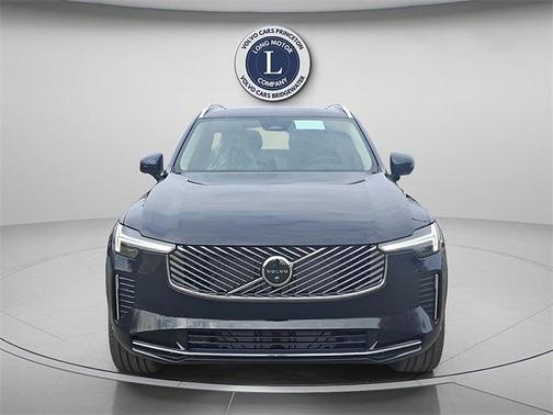 2025 Volvo XC90 B6 Plus 7-Seater