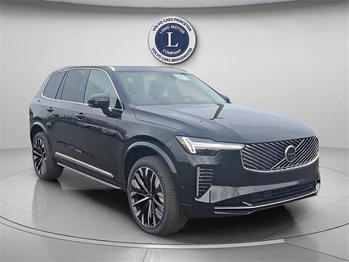 2025 Volvo XC90 B6 Plus 7-Seater
