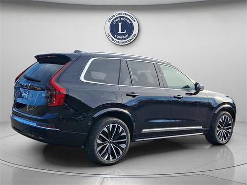 2026 Volvo XC90 B6 Plus 7-Seater