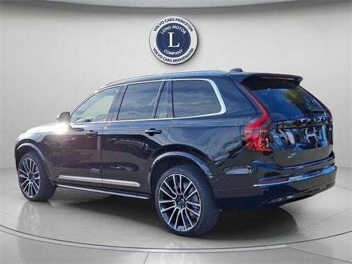 2026 Volvo XC90 B6 Plus 7-Seater