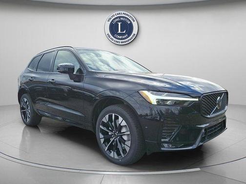 Onyx Black Metallic 2026 Volvo XC60 B5 Plus