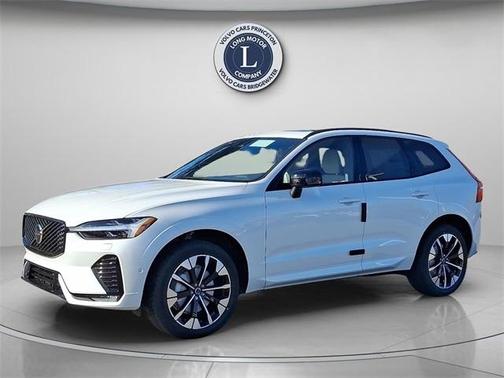 2026 Volvo XC60 B5 Plus