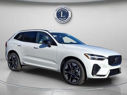 2026 Volvo XC60 B5 Plus