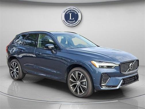 2025 Volvo XC60 B5 Plus