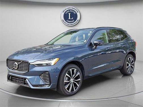 2025 Volvo XC60 B5 Plus