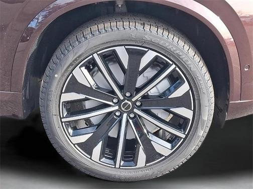 2026 Volvo XC90 Plug-In Hybrid T8 Ultra Dark Theme 6-Seater