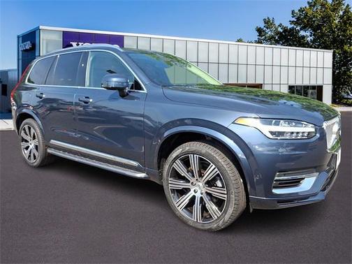 2022 Volvo XC90 Recharge Plug-In Hybrid T8 Inscription 6 Passenger
