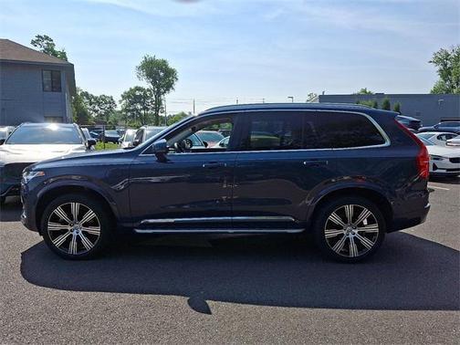 2022 Volvo XC90 Recharge Plug-In Hybrid T8 Inscription 6 Passenger
