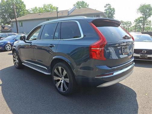 2022 Volvo XC90 Recharge Plug-In Hybrid T8 Inscription 6 Passenger