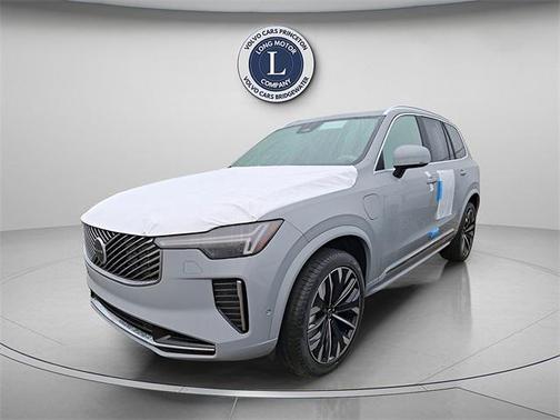 2025 Volvo XC90 Plug-In Hybrid T8 Plus 7-Seater