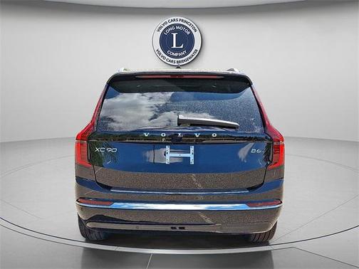 2025 Volvo XC90 B6 Plus 7-Seater