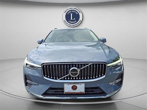 2022 Volvo XC60 B5 Inscription