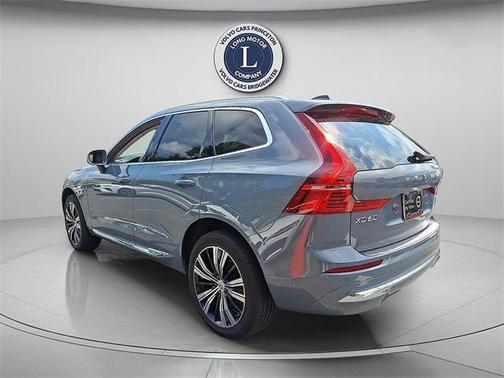 2022 Volvo XC60 B5 Inscription
