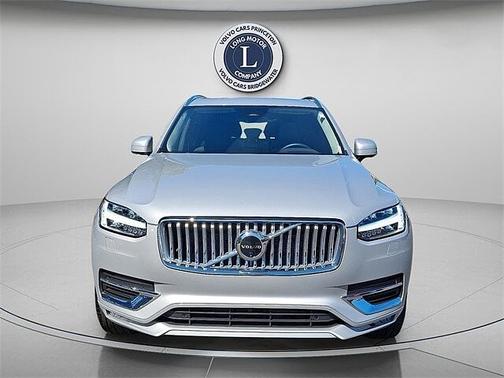 2025 Volvo XC90 B6 Plus 7-Seater