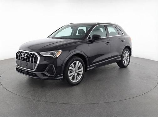 2021 Audi Q3 45 S line Premium