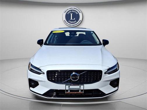 2025 Volvo S60 B5 Core