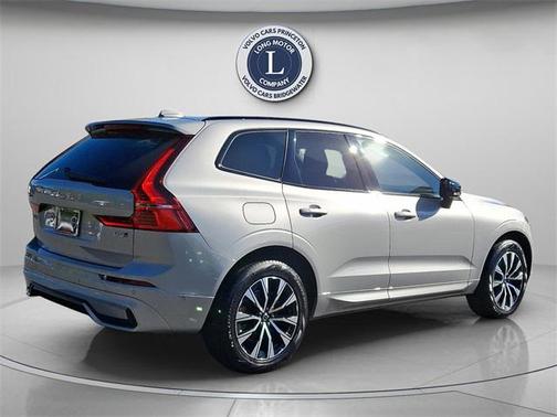 2025 Volvo XC60 B5 Plus