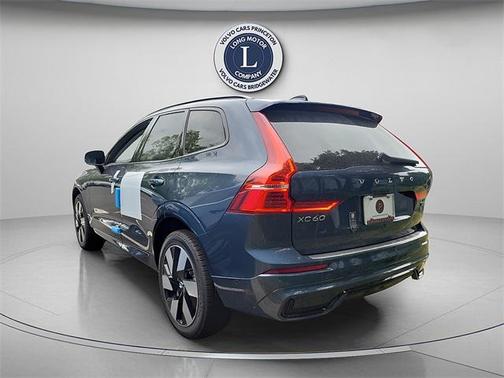 2025 Volvo XC60 Plug-In Hybrid Plus