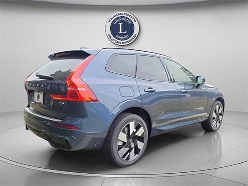 2025 Volvo XC60 Plug-In Hybrid Plus