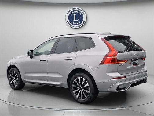 2025 Volvo XC60 B5 Plus