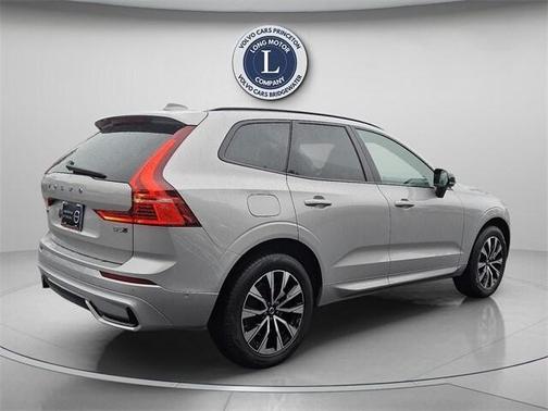 2025 Volvo XC60 B5 Plus