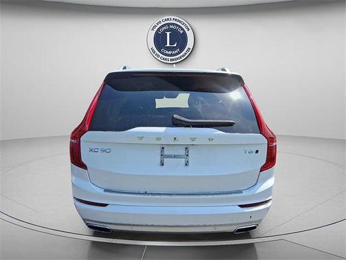 2019 Volvo XC90 T6 Momentum