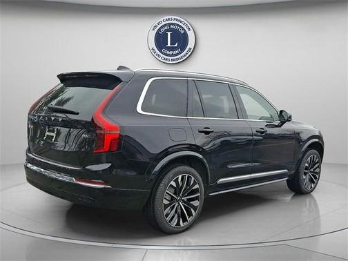 2026 Volvo XC90 B6 Plus 7-Seater
