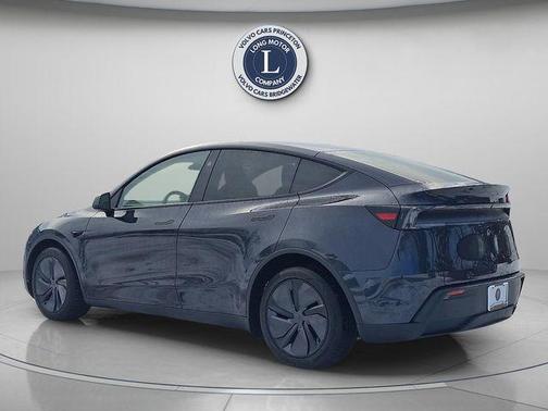 2026 Tesla Model Y 
